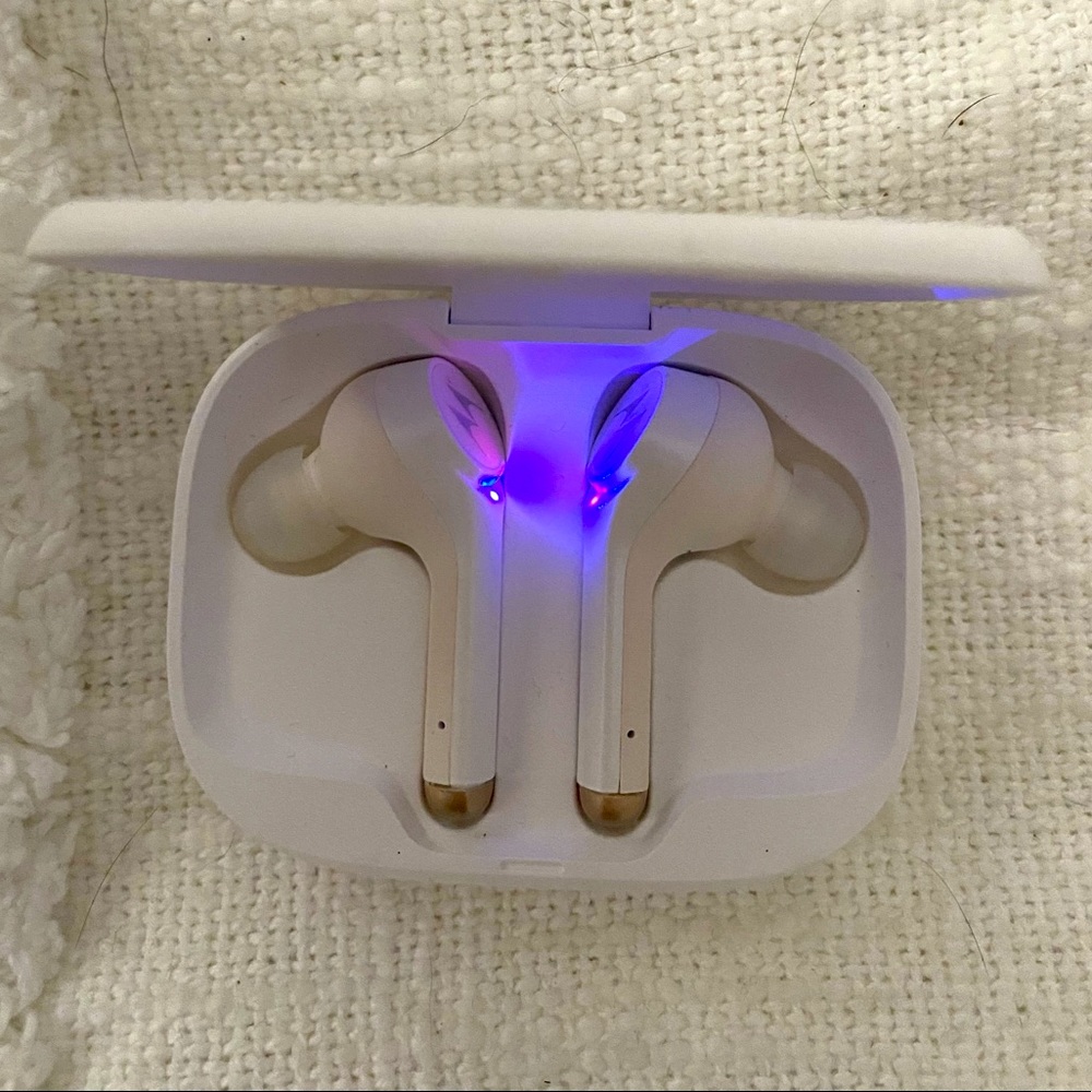 Motorola Vervebuds 800 Wireless In-Ear Headphones